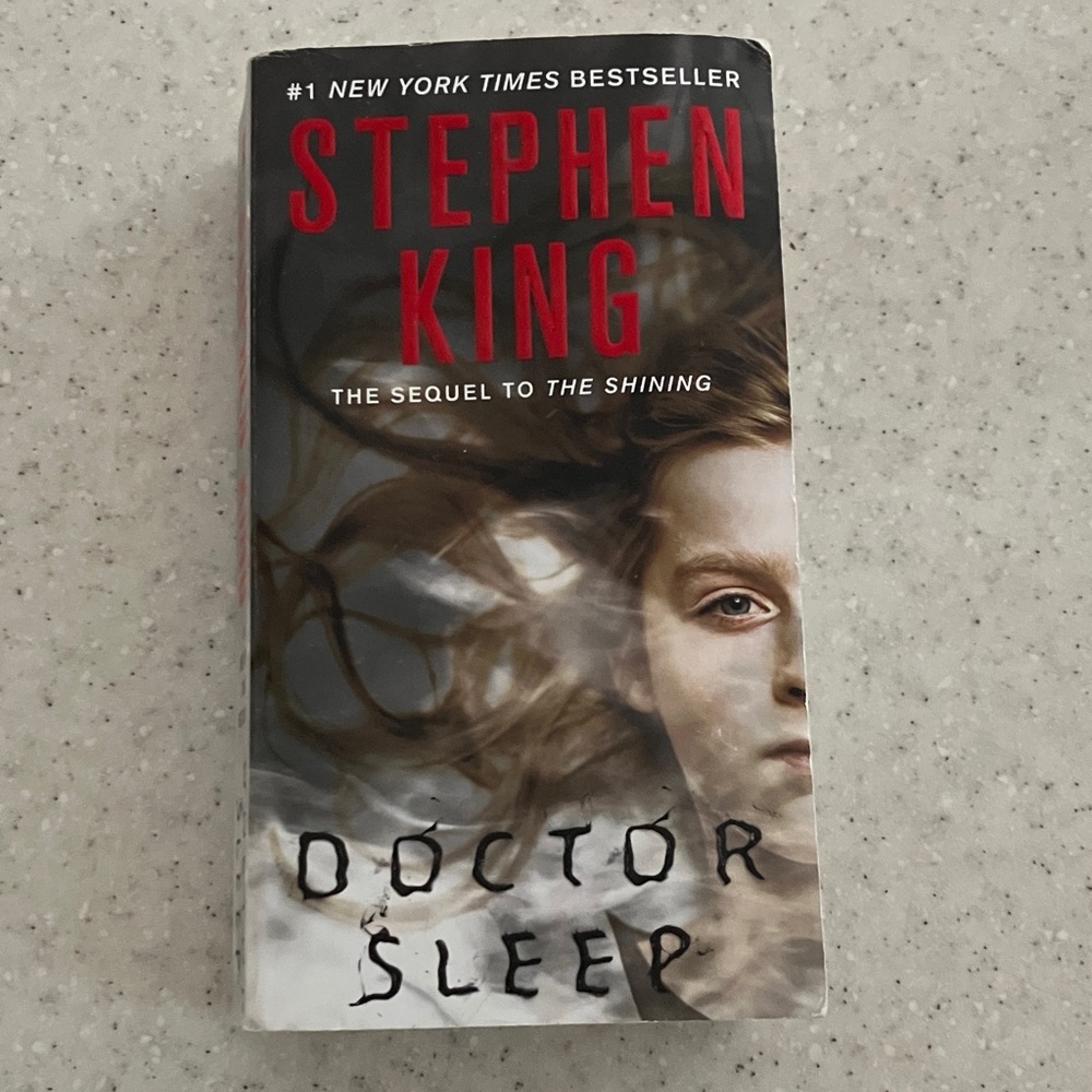 Stephen King Doctor Sleep - Paperback Book (Black / White Cover)